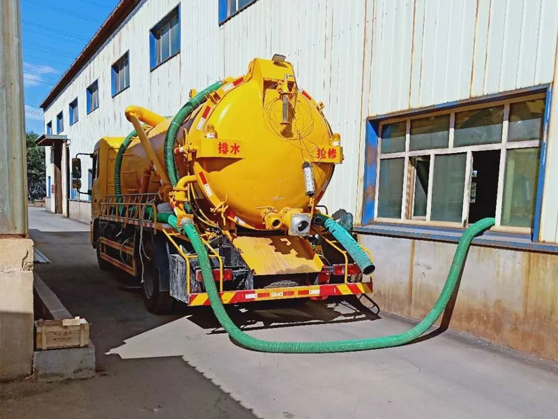 淳溪厂区化粪池清理